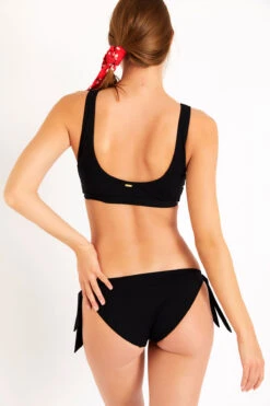 Maillot De Bain 2 Pièces Noir Gisele & Juste Portofino 11 Maillot De Bain 2 Pièces Noir Gisele & Juste Portofino -Tenues pour les femmes Boutique 21e gisele portofin zgq01 juste portofino zgq01 dos