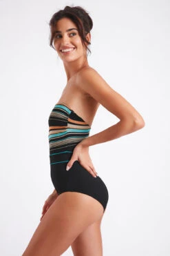 Maillot De Bain Une Pièce Bustier Noir Et Rayé ISABEL ONDURA 11 Maillot De Bain Une Pièce Bustier Noir Et Rayé ISABEL ONDURA -Tenues pour les femmes Boutique 22e isabel ondura zha01 dev4