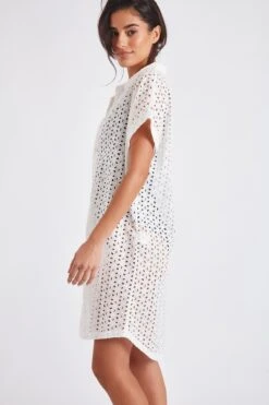 Chemise De Plage Blanche Broderie Anglaise PAQUEA PALACA -Tenues pour les femmes Boutique 22e palaca paquea zhe10 dev2