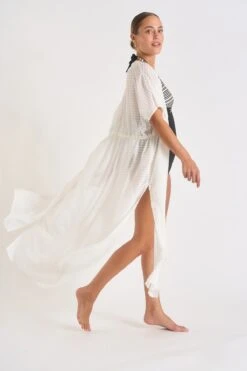 Tunique écrue LIZAE SOLOBEACH -Tenues pour les femmes Boutique 23e lizae solobeach lhy11 dev1