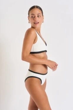 Maillot De Bain 2 Pièces Ecru LOCANA & REINE PAIMPOL -Tenues pour les femmes Boutique 23e locana paimpol zgt11 reine paimpol zgt11 dev2