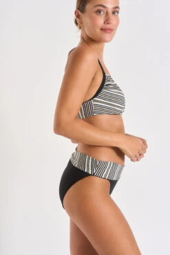 Maillot De Bain 2 Pièces Noir OKIMI & ADELES ALLIAGE 9 Maillot De Bain 2 Pièces Noir OKIMI & ADELES ALLIAGE -Tenues pour les femmes Boutique 23e okimi c alliage zho01 adeles alliage zho01 dev1